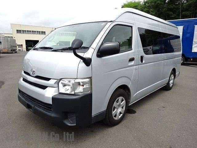 Hiace Commuter GL  3000 Image