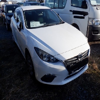 Buy Japanese Mazda Axela  At STC Japan